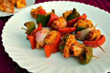 tofu/paneer and veg shashlik