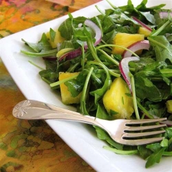 Arugula pineapple salad