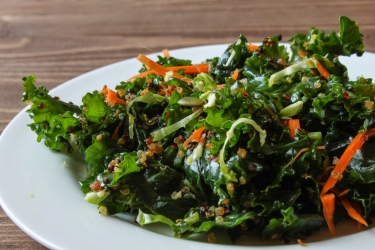 kale quinoa and chestnut salad