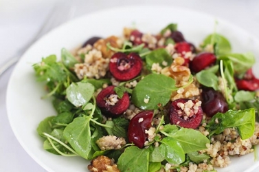 berries and cherries salad